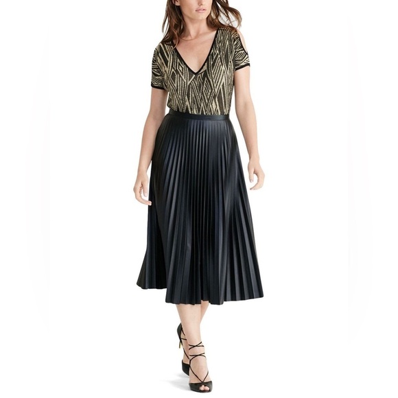 Lauren Ralph Lauren Black/Gold Geometric Metallic Cold Shoulder Top Size M - Picture 3 of 14